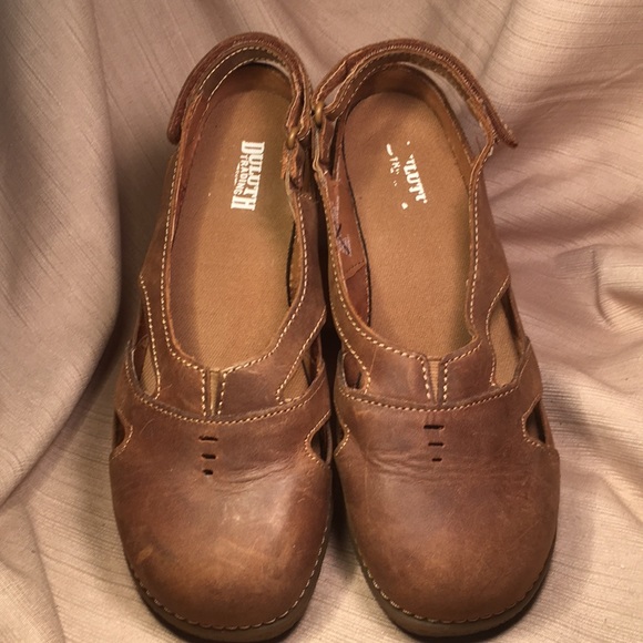 Duluth Trading Co leather sling back shoes 2 - Picture 1 of 8